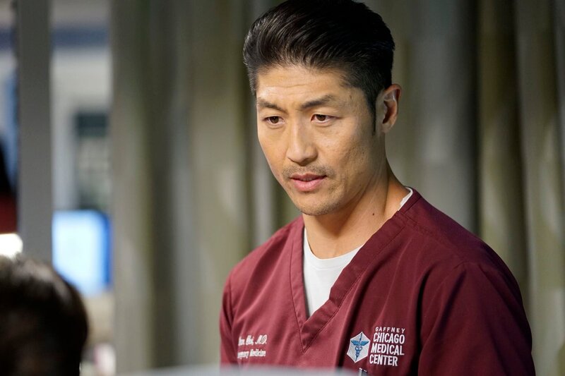 CHICAGO MED -- „Death Do Us Part“ Episode 409 -- Pictured: Brian Tee as Dr. Ethan Choi – Bild: NBC /​ Elizabeth Sisson/​NBC