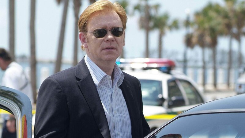 Während einer Gerichtsverhandlung kann das angeklagte Oberhaupt der Mala-Noche-Gang flüchten. Horatio (David Caruso) weiss, dass nun sein Leben und das seiner Liebsten in Gefahr ist und muss handeln … – Bild: SUPER RTL