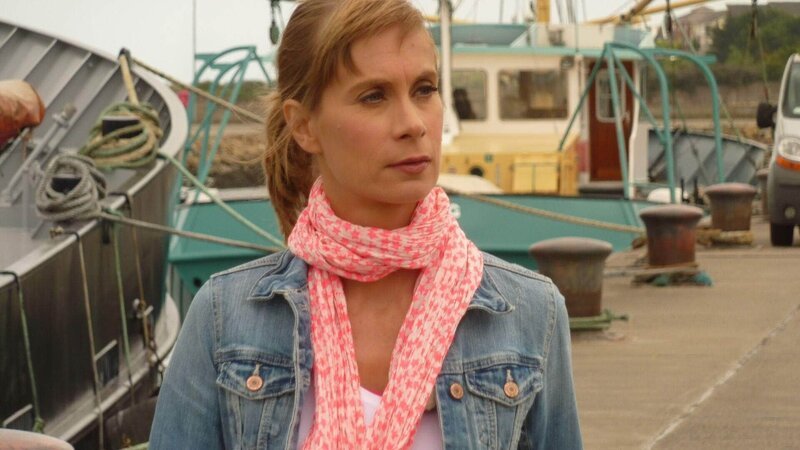 Sandra Eckardt sucht in Irland nach Christinas Vater Joe. – Bild: TVNOW