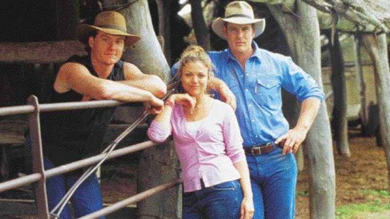 Von links: Nick (Myles Pollard), Tess (Bridie Carter) und Alex (Aaron Jeffery) – Bild: TVNOW