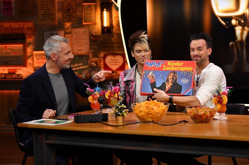 (v.l.n.r.) Sebastian Pufpaff; Chris Ehrlich; Andreas Ehrlich – Bild: Joyn /​ Steffen Z. Wolff