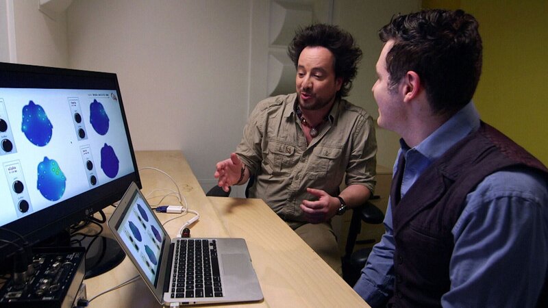 Giorgio A. Tsoukalos (l.) – Bild: Antonia /​ aetn screen /​ ©2018 A+E Networks ©HISTORY Photocredit Mandatory, Sky-Q-Use Only