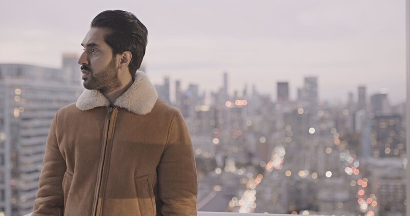 Der britische Journalist Mobeen Azhar – Bild: Crime + Investigation /​ Ben Crichton /​ Forest