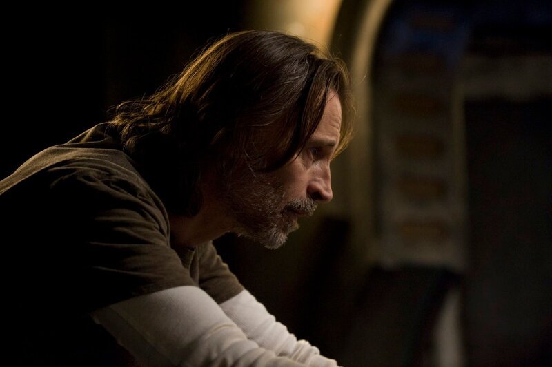 Nicholas (Robert Carlyle). Foto: © Carole Segal/​Syfy © Tele München Fernseh GmbH. © 2009 MGM GLOBAL HOLDINGS INC. ALL RIGHTS RESERVED. – Bild: SYFY