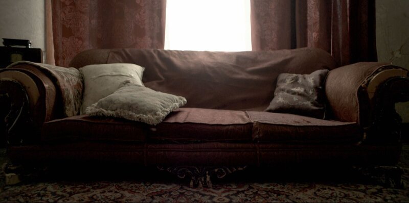 Sofa – Bild: uklib /​ Crime + Investigation /​ A+E Networks