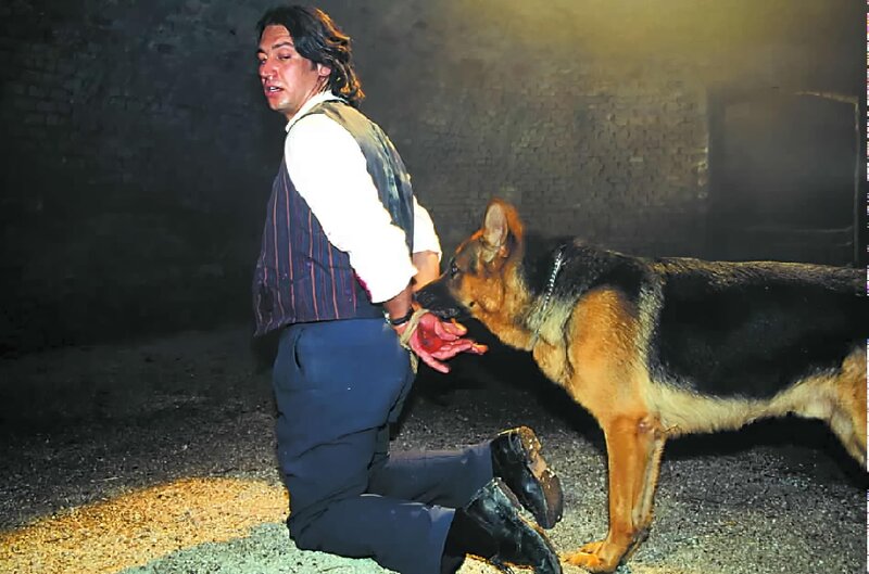 Richard Moser (Tobias Moretti) – Bild: Sat.1 Gold