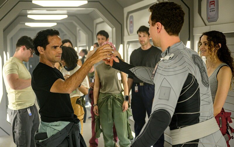 (l-r) Reece Ritchie as Lt. Spencer Lane, Christie Burke as Lt. Sharon Garnet – Bild: Ark TV Holdings, Inc.