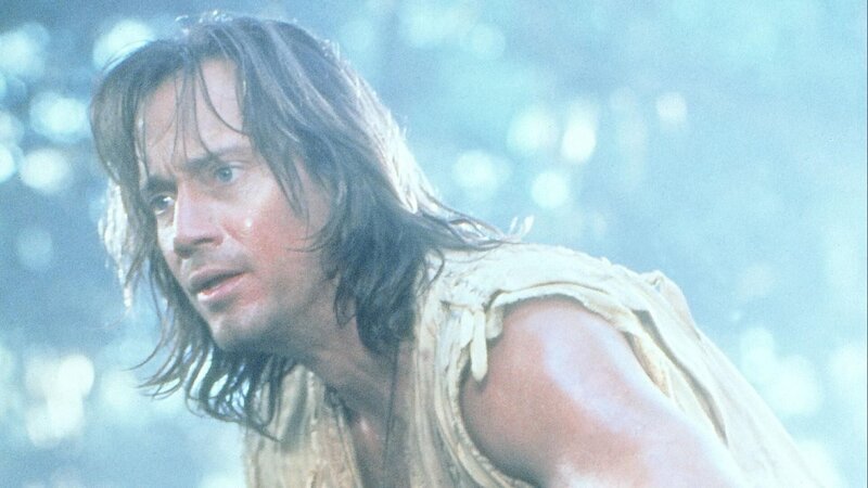 Hercules (Kevin Sorbo) begegnet dem berühmten König Arthur von Britannien und bringt ihn auf den rechten Weg der Tugend zurück. +++ – Bild: RTL