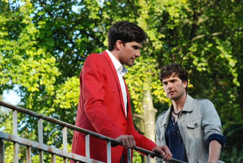 Konstantin (Moritz Tittel, l.); Moritz (Moritz Tittel, r.) – Bild: Ann Paur