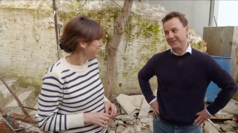 Sarah Moore und ihr Ehemann Peter Smith. – Bild: RTL /​ Friel Kean Films
