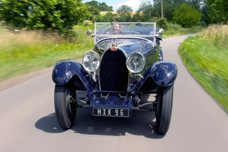 Stephen Gentry unterwegs in einem historischen Bugatti – Bild: Oliver Bätz Stephen Gentry unterwegs in einem historischen Bugatti – Bild: Oliver Bätz