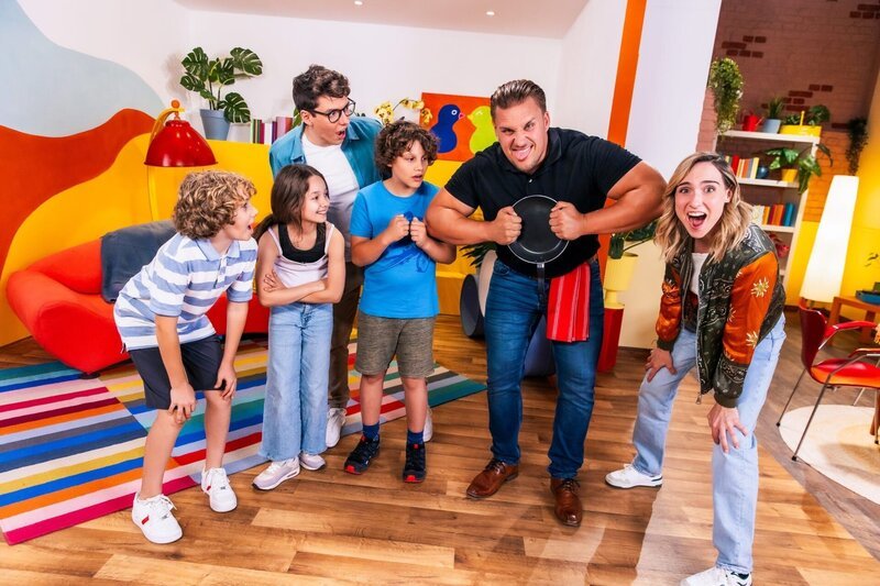 Julian, Larissa, Christoph, Maurice, Matthias, Melly. – Bild: Nadia Gerstl