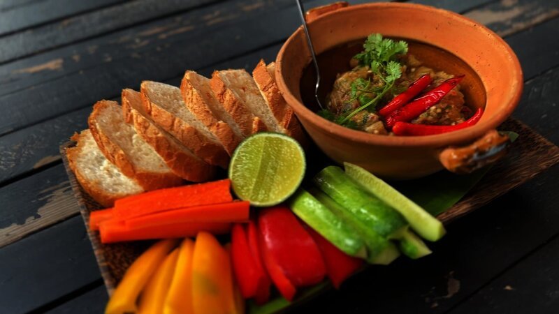Gegrillten Auberginen Dip – Bild: tv.gusto Gegrillten Auberginen Dip – Bild: tv.gusto