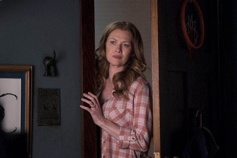 Mutter (Mireille Enos) – Bild: Sony Pictures Television Inc.