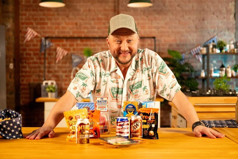 Von cleveren Marketing-Tricks bis hin zu billigen Ersatzzutaten: Sebastian Lege wirft einen Blick hinter die Kulissen. – Bild: ZDF