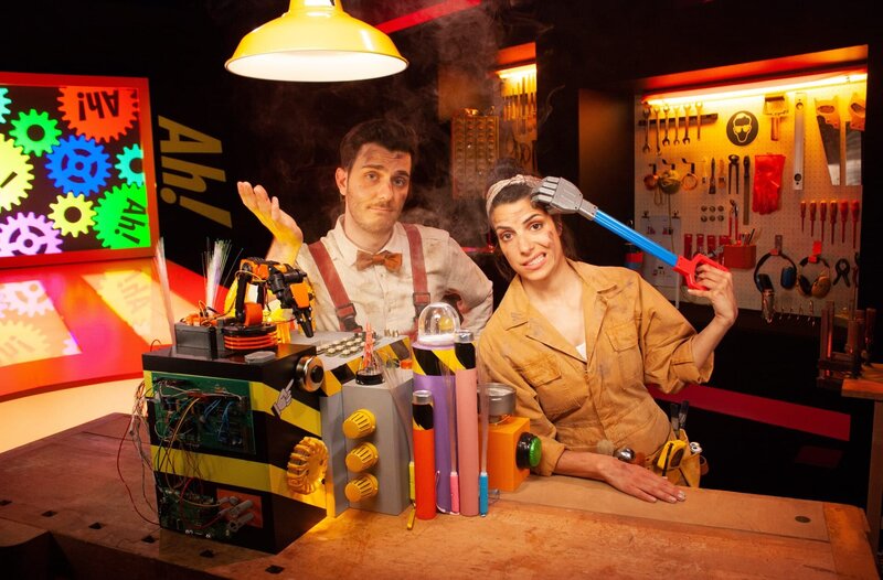 Clarissa und Tarkan beschäftigen sich dieses Mal mit dem Thema: „Tüftlerspaß“ – Bild: WDR/​Thorsten Schneider