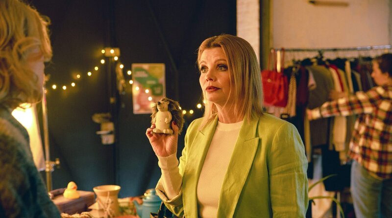 Annette Frier in „Kroymann und das liebe Geld“ – Bild: Radio Bremen