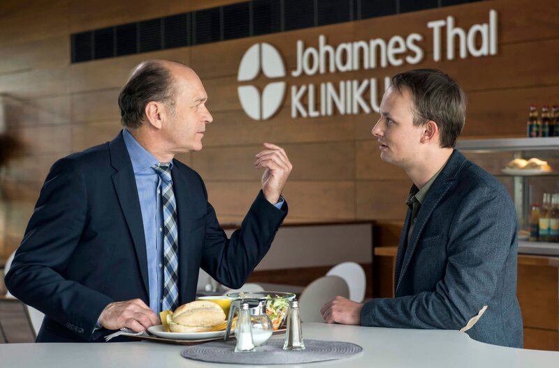 Berger (Horst Günter Marx, l.); Bruno Meier (Kilian Land, r.) – Bild: ARD/​Jens Ulrich Koch