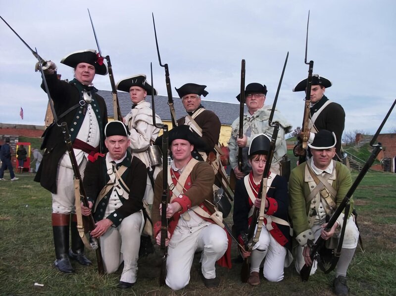 Fort Mifflin re-enactment. Its the home to one of the most important Revolutionary War re-enactments in the United States because a pivotal battle in the American Revolution was fought right here. – Bild: National Geographic Society