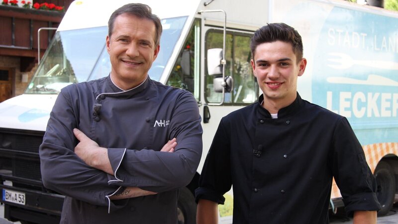 Alexander Herrmann und Hannes Heim. – Bild: ZDF und Christian Schuierer