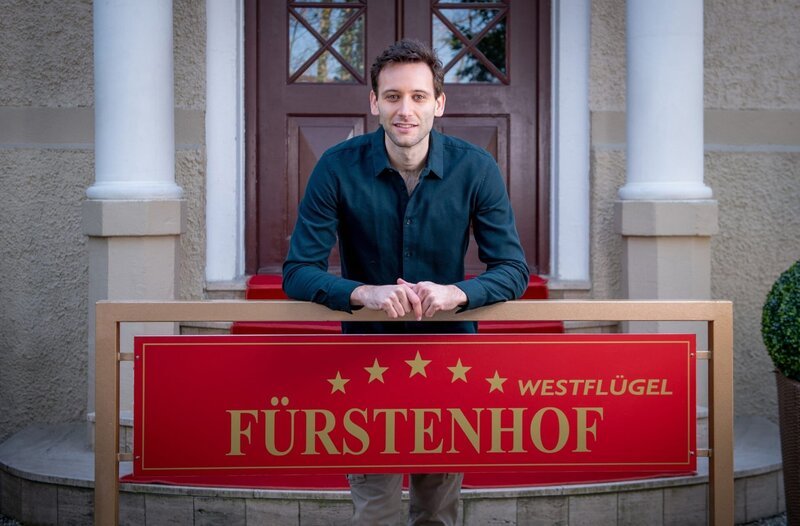 Tim Borys (Julian Specht). – Bild: ORF/​ARD/​Christof Arnold