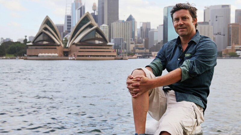 Sven Furrer vor dem Opera House in Sydney. – Bild: Honorarfrei – nur für diese Sendung bei Nennung ZDF und SRF/​Reto Vetterli