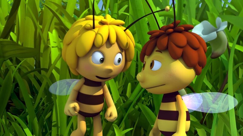 Maja redet der Pechbiene Edgar gut zu. – Bild: ZDF/​Studio100 Animation