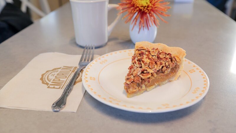 Pekannuss-Torte. – Bild: ORF/​Warner/​The Travel Channel