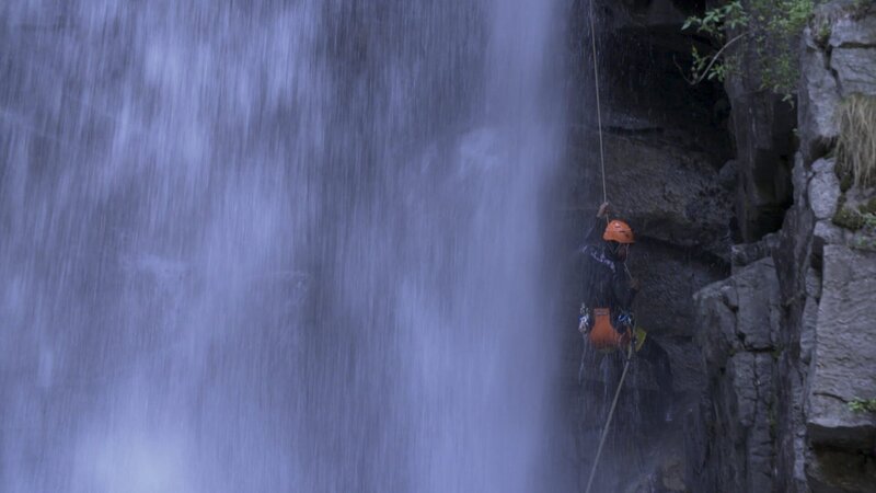 Waghalsiges Hobby – Canyoning im Tessin – Bild: SRF /​ ZDF und SRF