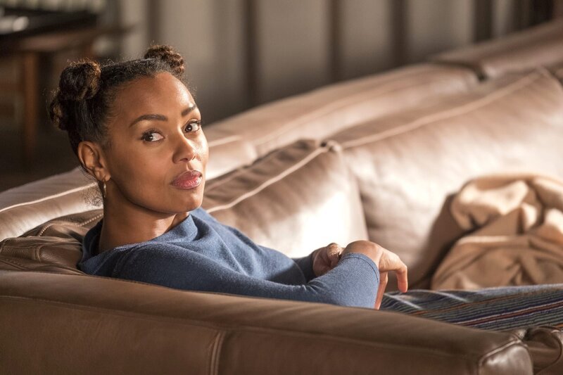 Zoe (Melanie Liburd) – Bild: NBCUniversal Media, LLC /​ Ron Batzdorff