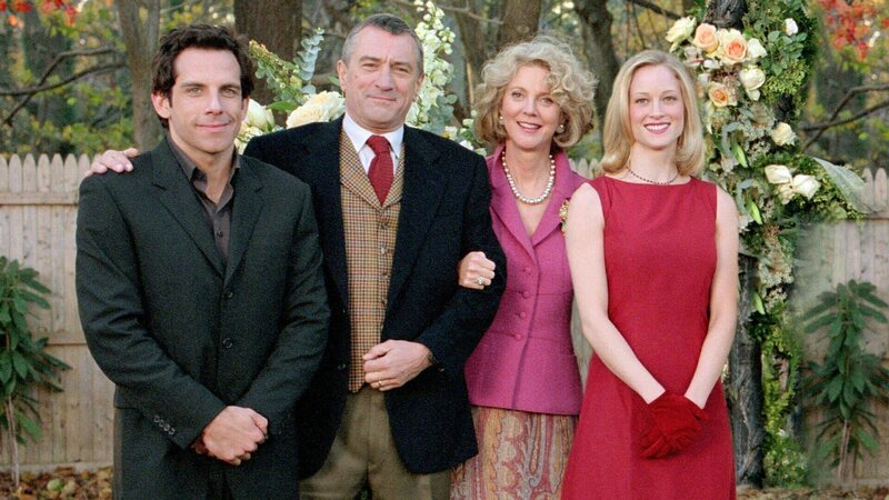 Greg (Ben Stiller, li.), Jack (Robert De Niro), Dina (Blythe Danner) und Pam (Teri Polo, re.) – Bild: RTL II Greg (Ben Stiller, li.), Jack (Robert De Niro), Dina (Blythe Danner) und Pam (Teri Polo, re.) – Bild: RTL II