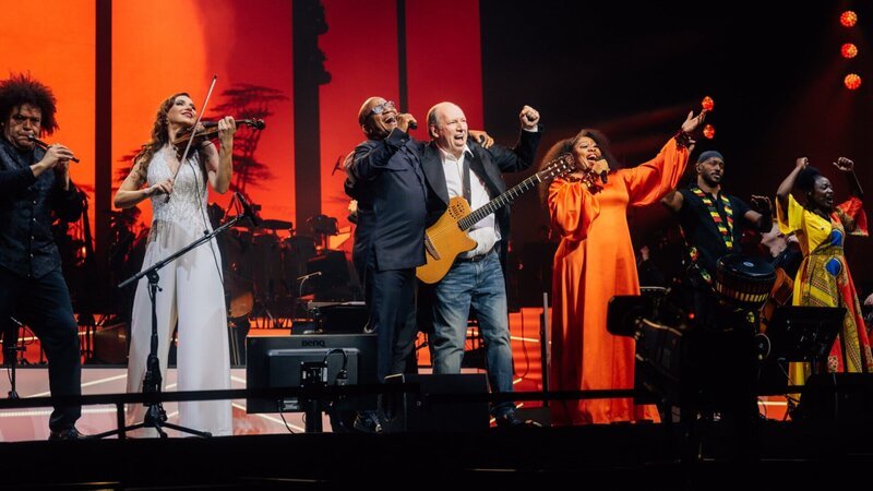 Hans Zimmer als Komponist, Musiker und Freund in seiner Welt der Filmmusik. – Bild: ZDF und Jan Seebeck Hans Zimmer als Komponist, Musiker und Freund in seiner Welt der Filmmusik. – Bild: ZDF und Jan Seebeck