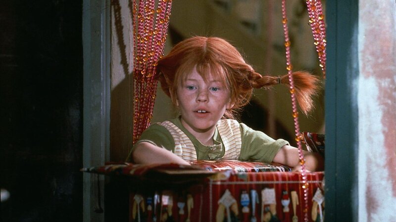 In der Weihnachtszeit wird Pippi (Inger Nilsson) ganz traurig und muss sehr viel an ihre verstorbene Mutter denken. – Bild: Honorarfrei – nur für diese Sendung bei Nennung ZDF und Taurus.