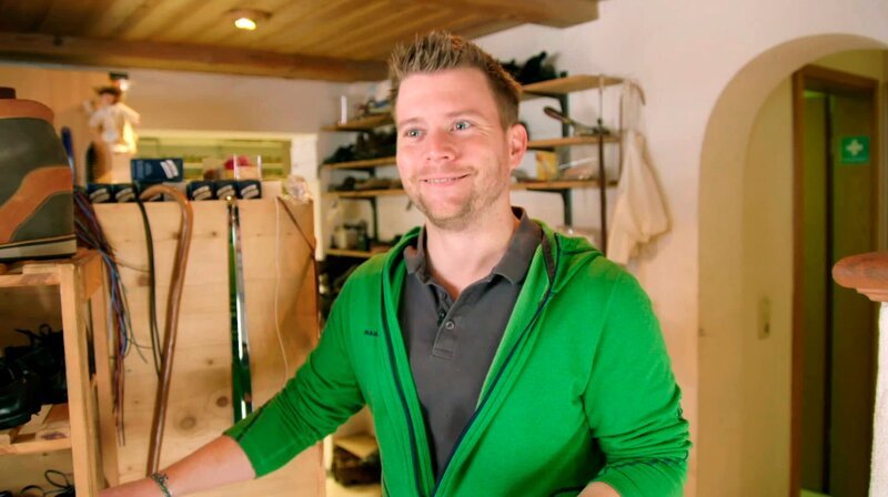 Schuster Felix Griesmann aus Schwangau. – Bild: BR/​Felix Kainz