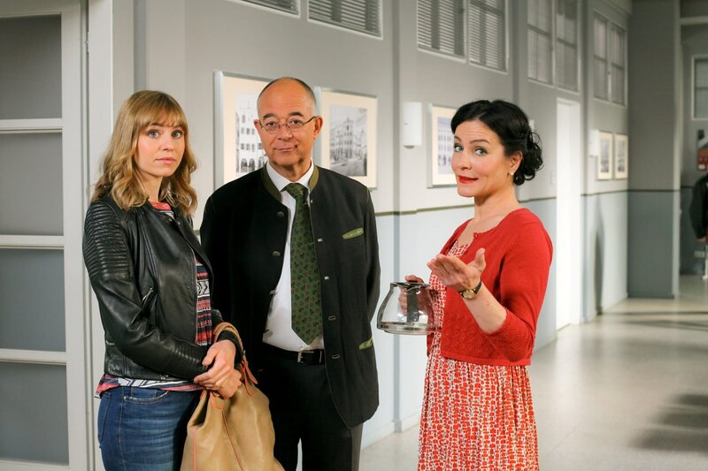 L-R: Franziska Kreuz-Pointner (Teresa Rizos),  Gert Achtziger  (Alexander Duda) and Miriam Stockl (Marisa Burger) – Bild: Christian A. Rieger – klick /​ Die Verwendung ist nur bei reda /​ ZDF /​ © ZDF/​Christian A. Rieger – klick