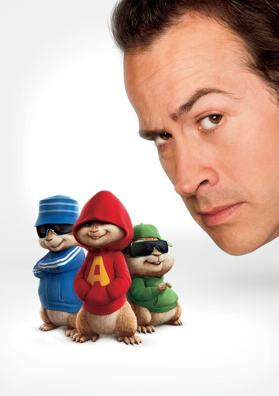 Der Ruhm beginnt Simon (l.), Theodore (2.v.r.) und besonders Alvin (M.) gehörig zu Kopf zu steigen, und sie werden immer ungezogener und verwöhnter. Da macht Dave (Jason Lee, r.) ihnen klar, dass sie sich entweder besser benehmen oder zu „Onkel Ian“ ziehen müssen. Ein fataler Fehler … – Bild: 20th Century Fox