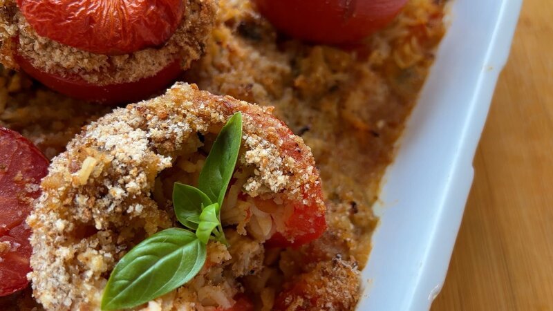 gefüllten Tomaten auf vegane Art – Bild: tv.gusto gefüllten Tomaten auf vegane Art – Bild: tv.gusto