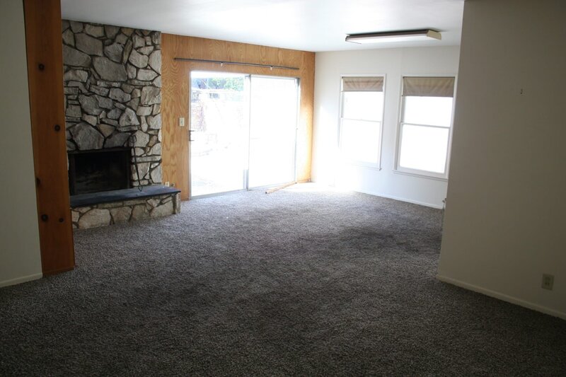 Als Tarek und Christina ein Haus in Strandnähe ergattern, verspricht es nach der Renovierung ein lukrativer Verkauf zu werden, doch das Käuferklientel ist anspruchsvoll … – Bild: HGTV/​Scripps Networks, LLC