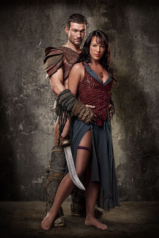 Sura (Erin Cummings) und Spartacus (Andy Whitfield) – Bild: port.hu