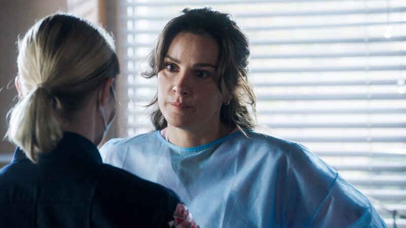 Station 19 Staffel 4 Folge 10 Schlechte Nachrichten: Stefania Spampinato als Carina DeLuca – Bild: SRF, ABC Studios