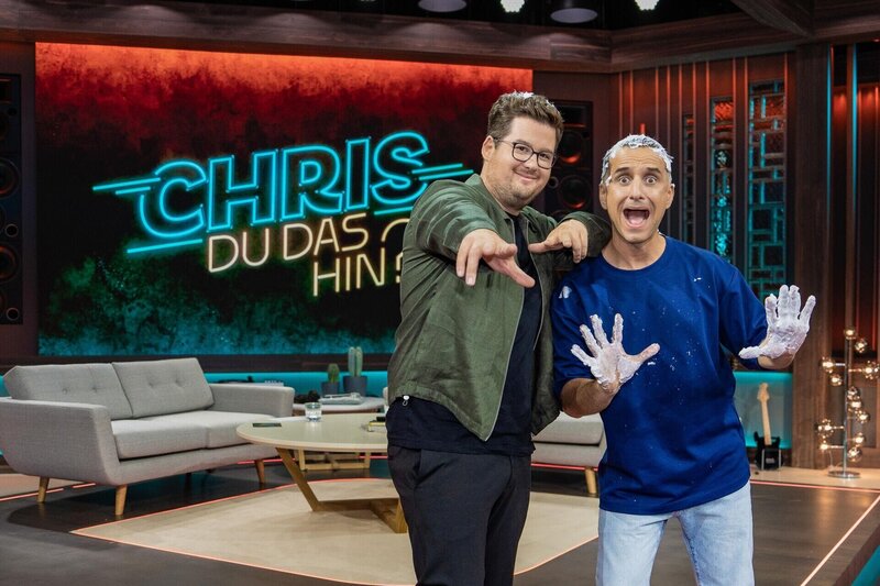 Chris Tall (l.); Özcan Cosar (r.) – Bild: Joyn