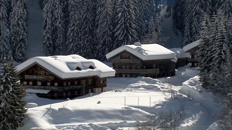 Bauernhäuser im Lesachtal Osttirol. – Bild: ORF/​Hans Jöchler