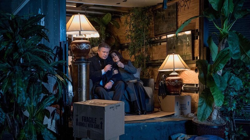 Alec Baldwin (Frank Teagarten), Salma Hayek (Nancy Teagarten). – Bild: Drunk Parents, LLC. Alec Baldwin (Frank Teagarten), Salma Hayek (Nancy Teagarten). – Bild: Drunk Parents, LLC.