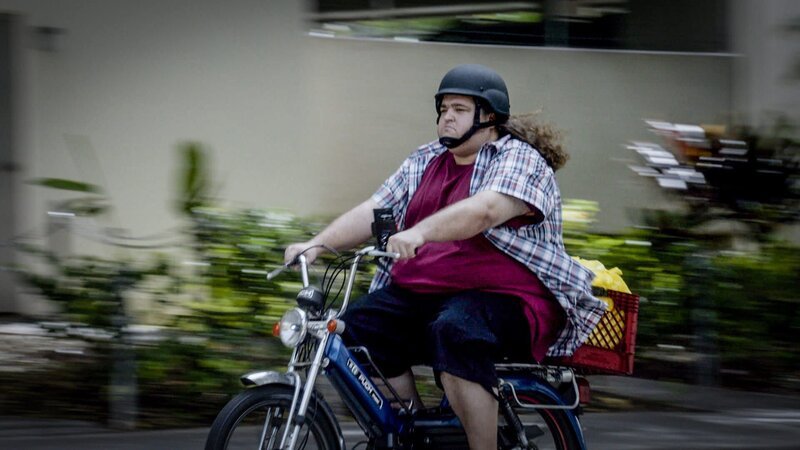 Während Jerry (Jorge Garcia) eine Entführung beobachtet, muss das Hawaii Five-O Team einen Mordfall aufklären. Doch der entpuppt sich komplizierter als gedacht … – Bild: 2015 CBS Broadcasting Inc. All Rights Reserved. Lizenzbild frei