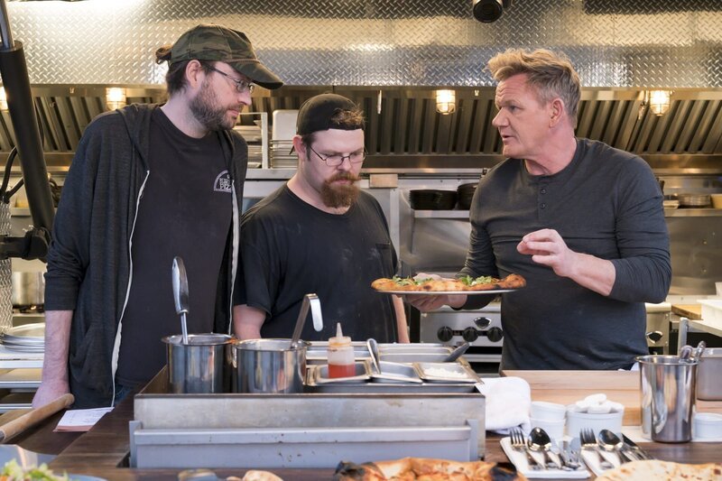 Gordon Ramsay (r.) – Bild: Studio Ramsay and all3media international /​ Jeffrey Neira Lizenzbild frei