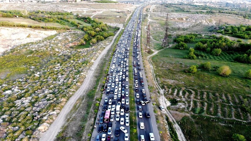 Ein großer Stau – Bild: RTL /​ RMC Production /​ Jukin Media /​ Paul Morizet /​ Pond 5