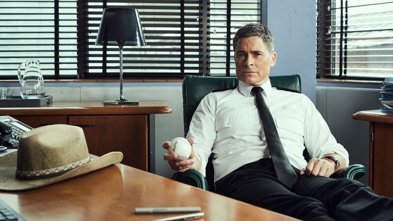 US-Chief Constable Bill Hixon (Rob Lowe) will in der britischen Provinz einen Neustart wagen. – Bild: ZDF und Matt Frost