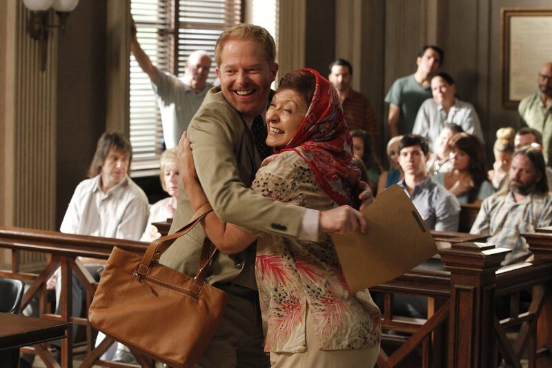 Jesse Tyler Ferguson, Tina D’’Marco – Bild: PLURIMEDIA (Fox Distribution /​ Hopper Stone)