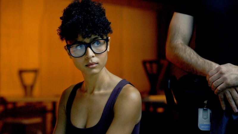 Stacey Read als Alicia Nevins – Bild: Ark TV Holdings /​ Electric Entertainment /​ Die Verwendung ist nur bei redaktioneller Berichterstattung im Rahmen einer Programmankündigung ab 2 Monate vor der ersten Auss /​ ©2023 Ark TV Holdings, Inc. All Rights Reserved.