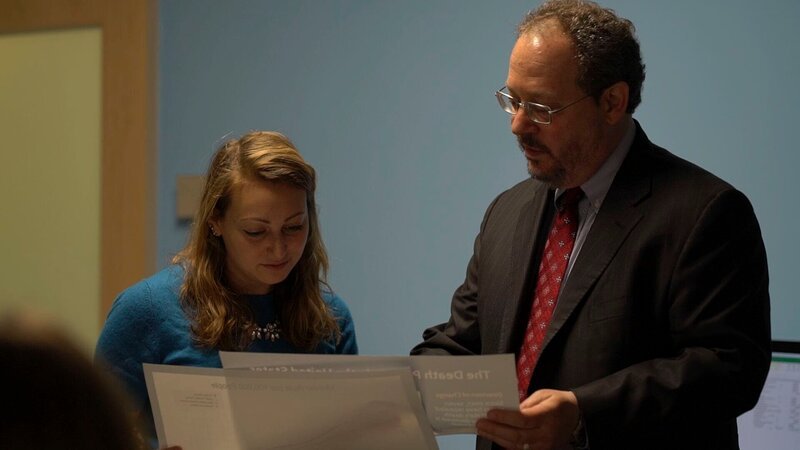 Robert Dunham und Erin Grossmann – Bild: Crime + Investigation /​ 2020 Vivid Page Media Pty Ltd